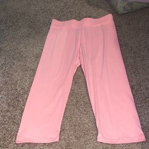 Capris pink leggings material
